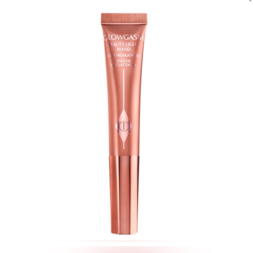New! Charlotte Tilbury BEAUTY LIGHT WAND in
PINKGASM - Picture 3 of 5